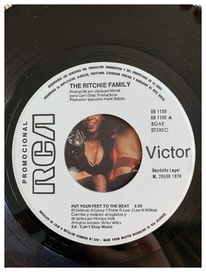 THE RITCHIE FAMILY - PUT YOUR FEET TO THE BEAT | 7" SINGLE USADO